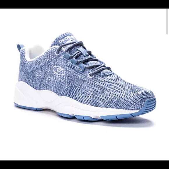 propet stability fly sneaker